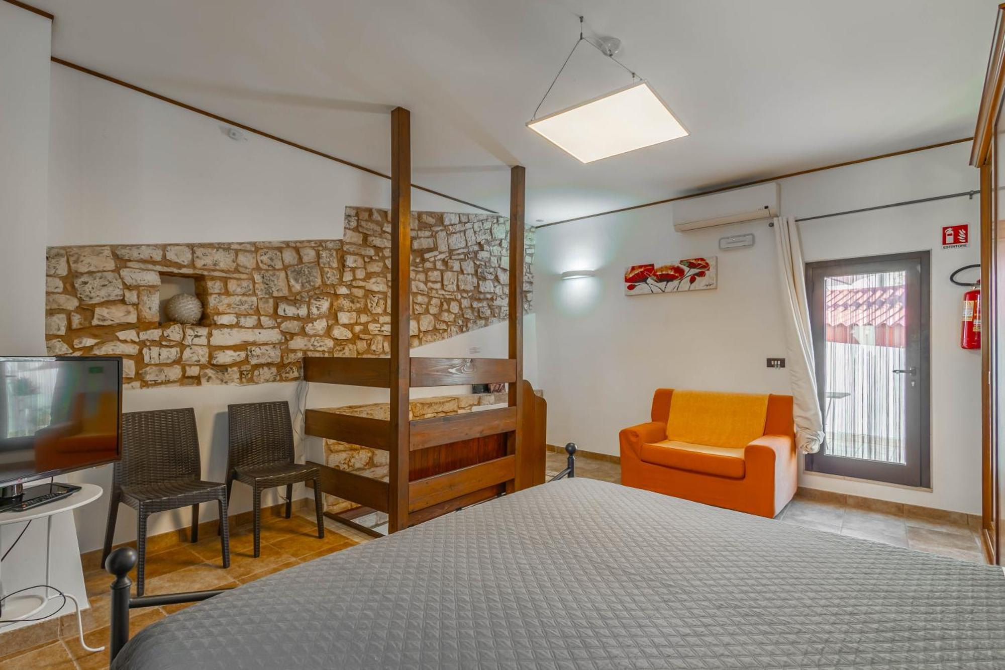 Antiche Mura Apartments "Nel Cuore Della Puglia"Bivani, Cucina, Terrazzo توري المظهر الخارجي الصورة