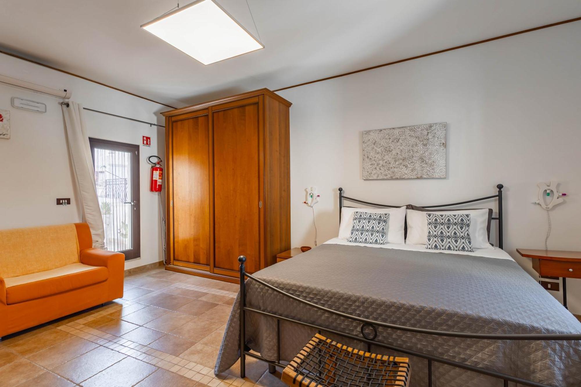 Antiche Mura Apartments "Nel Cuore Della Puglia"Bivani, Cucina, Terrazzo توري المظهر الخارجي الصورة